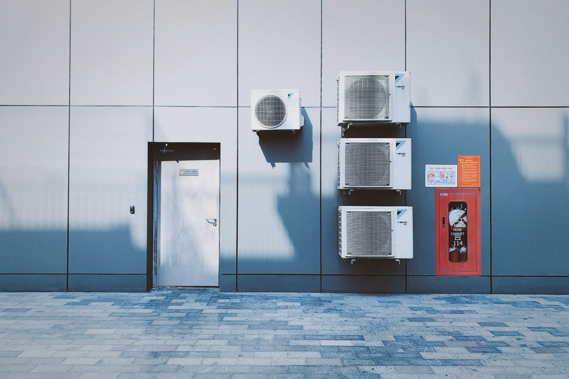 hvac-system-removal-office-defit